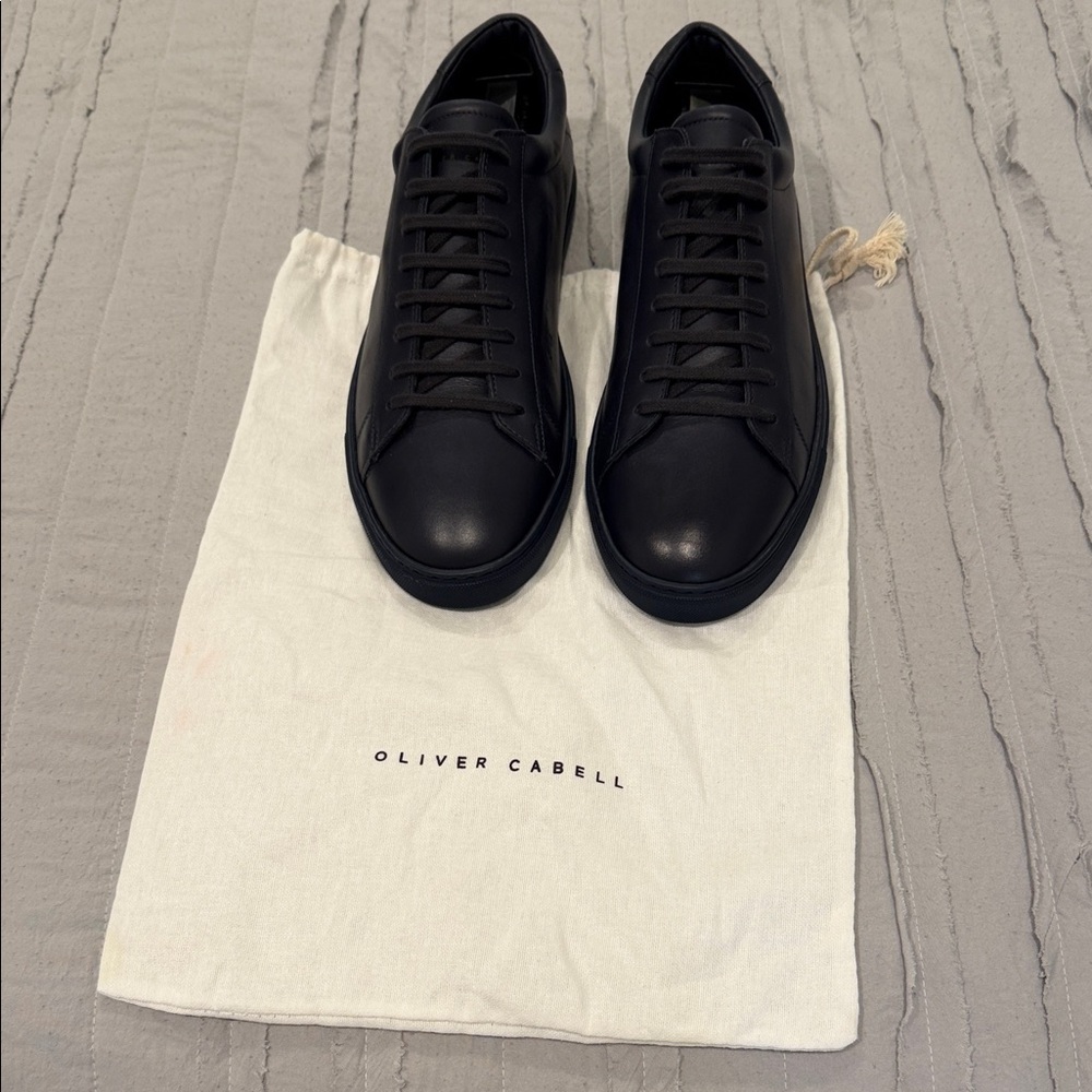 Oliver Cabell Men’s Navy Blue Leather Low-Top Sneakers — Minimal Lace-Up Size 42